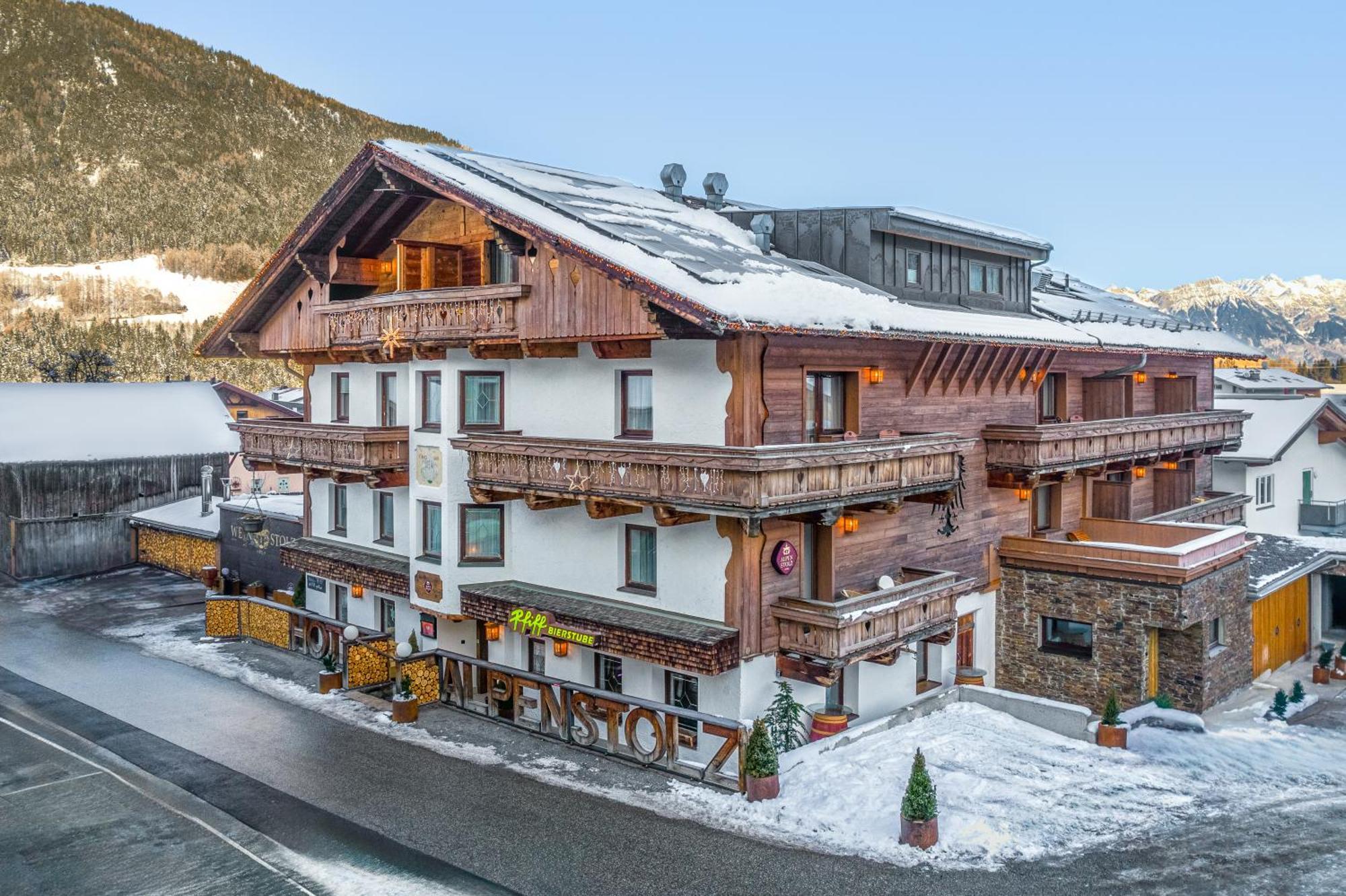 Hotel Alpenstolz Mieders Εξωτερικό φωτογραφία